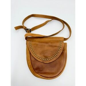 Sundance Genuine Leather Studded Crossbody Bag Tan Italy Boho Vintage Indie